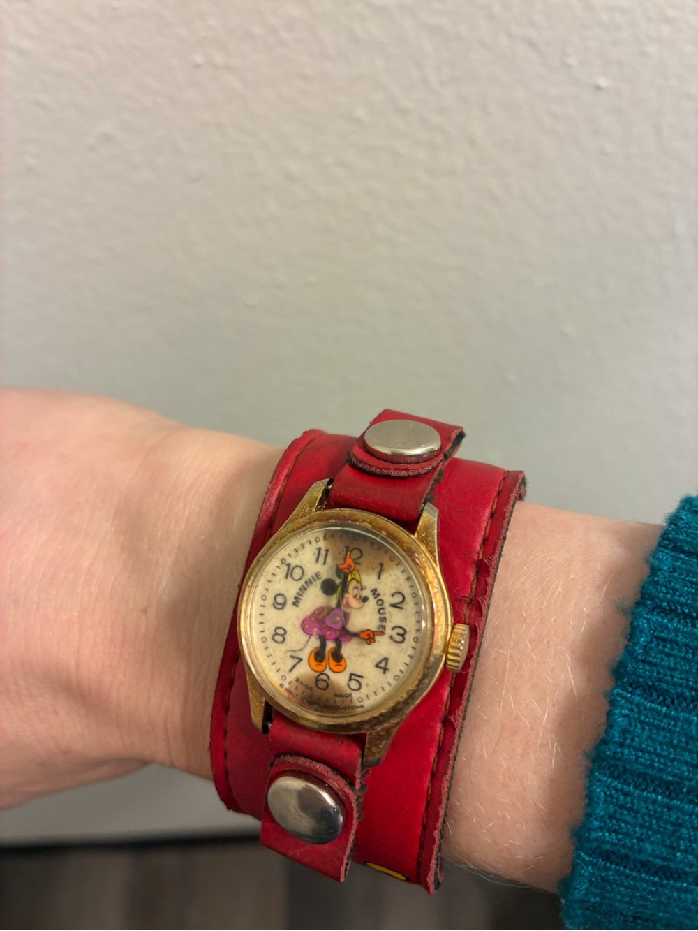 Vintage Red Leather Minnie Mouse Strap Watch